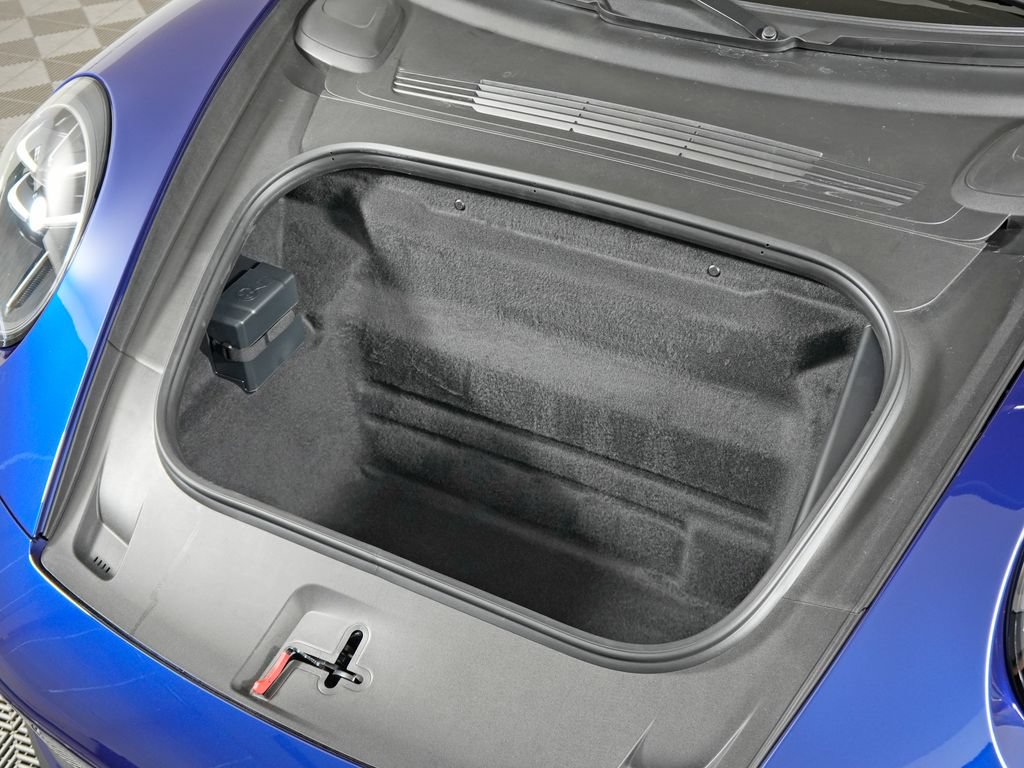 Certified 2025 Porsche 911 Carrera RWD image 41