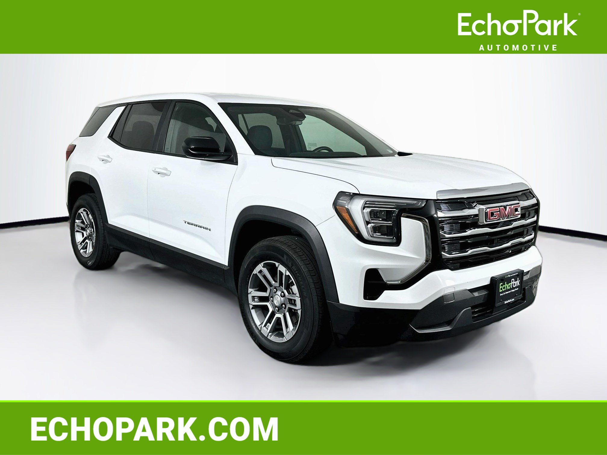Used 2025 GMC Terrain Elevation