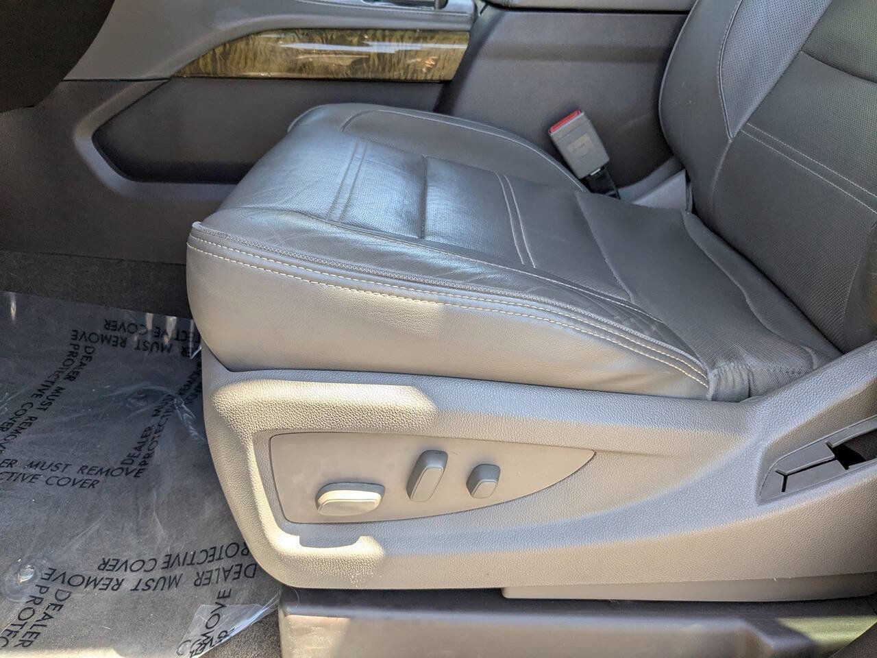 Used 2017 GMC Yukon Denali w/ Open Road Package image 22