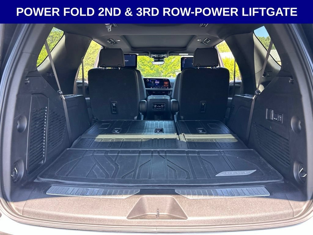 Used 2025 Chevrolet Tahoe High Country AWD/4WD image 21