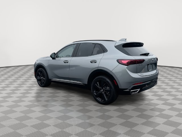 Certified 2025 Buick Envision Sport Touring AWD/4WD image 8