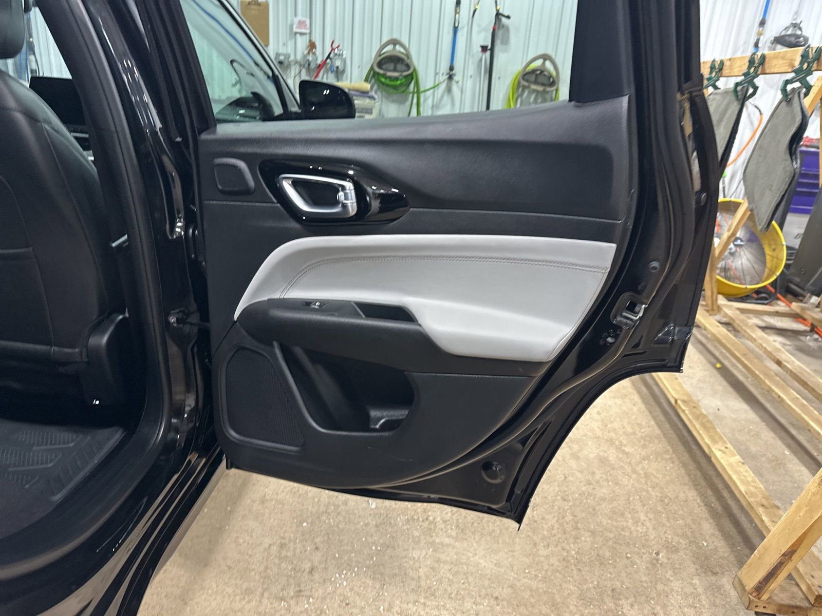 Used 2024 Jeep Compass Limited w/ Elite Group image 28