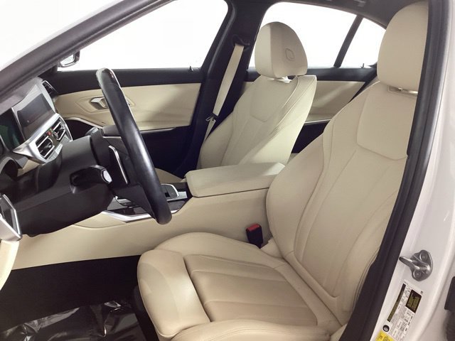 Used 2019 BMW 330i xDrive Sedan w/ Premium Package AWD/4WD image 10