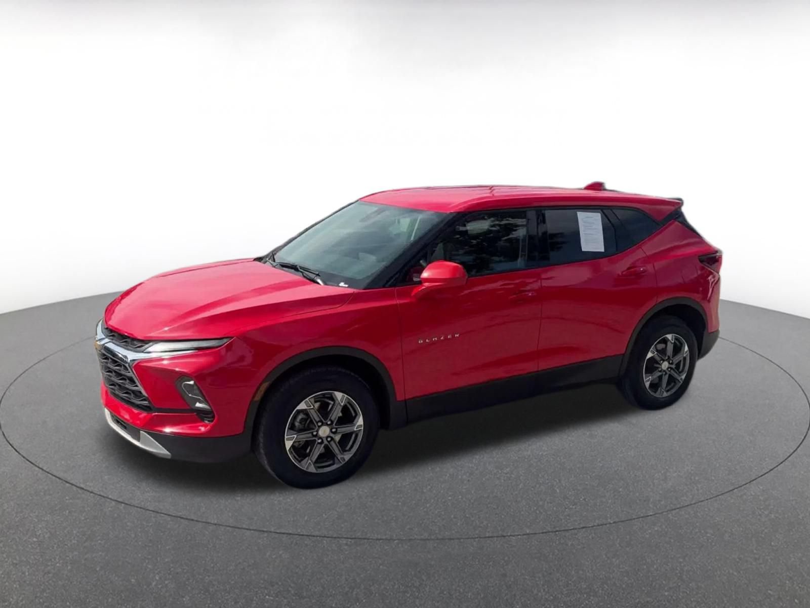 Used 2026 Chevrolet Blazer LT AWD/4WD image 6