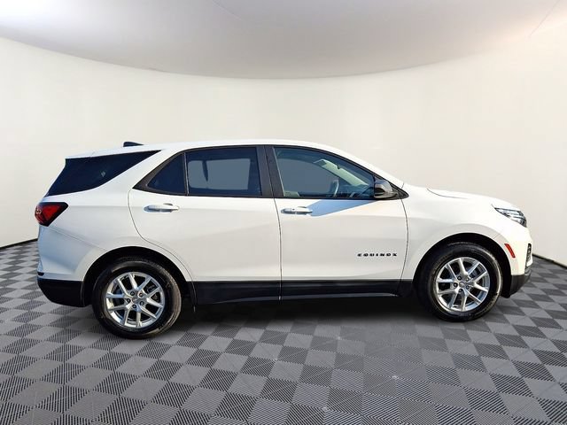 Certified 2023 Chevrolet Equinox LS w/ LS Convenience Package FWD image 7