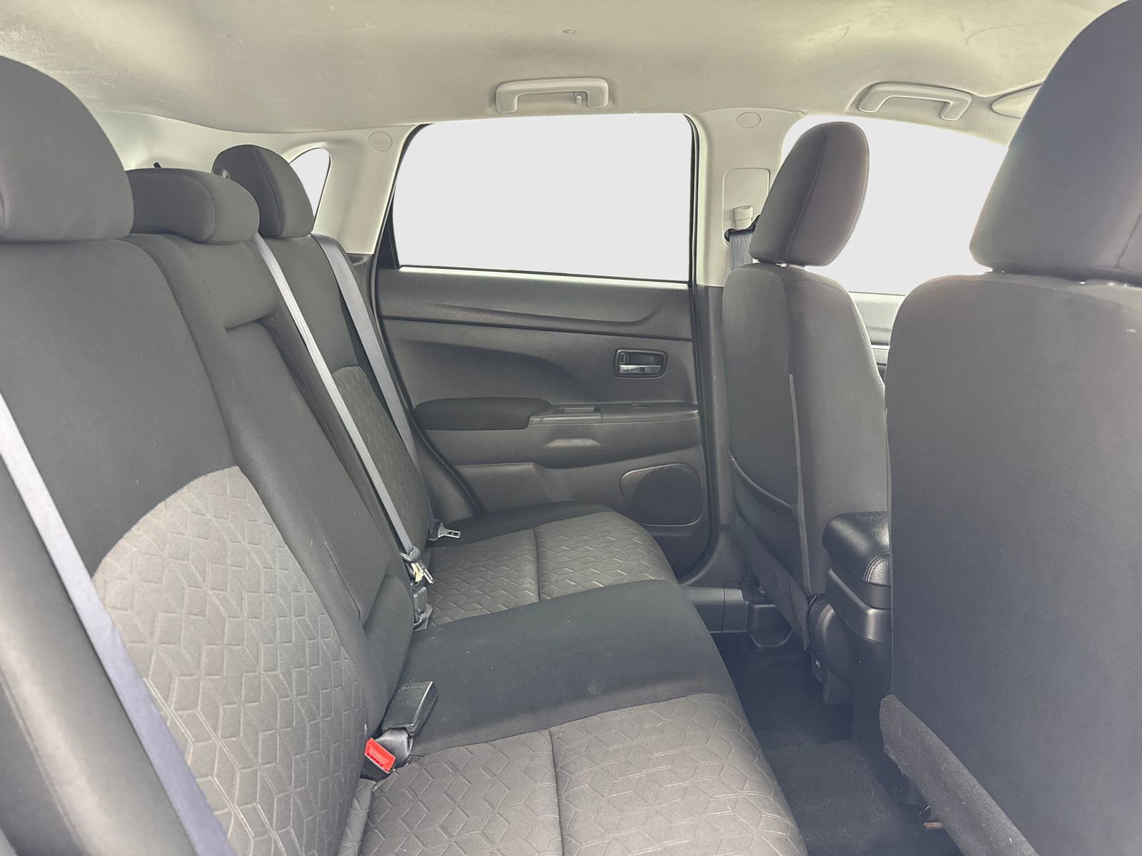 Used 2020 Mitsubishi Outlander Sport ES FWD image 44