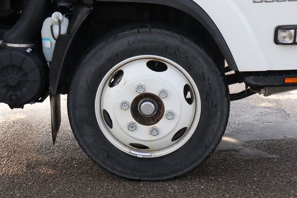 Used 2023 Chevrolet Low Cab Forward 5500XD image 44