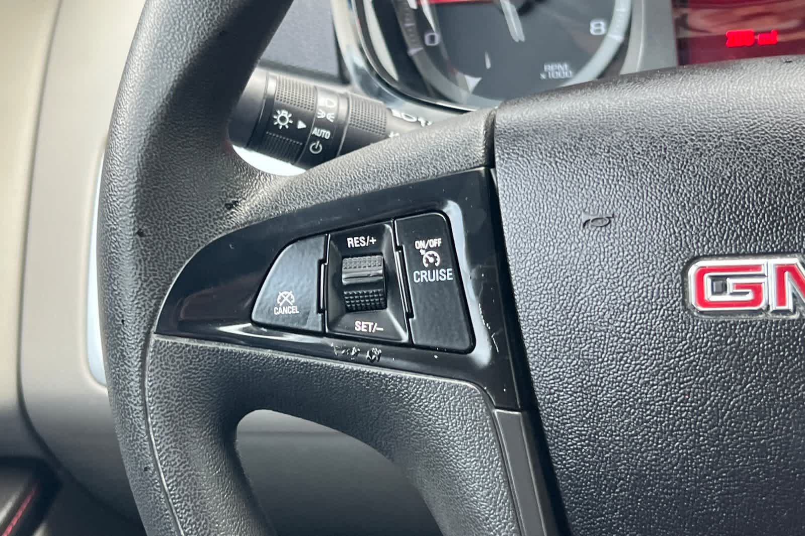 Used 2014 GMC Terrain SLE FWD image 24