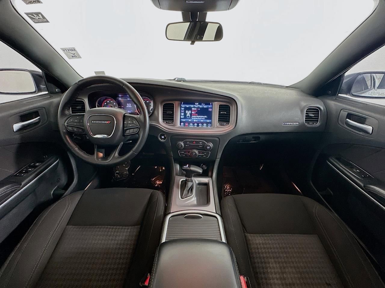 Used 2023 Dodge Charger SXT w/ Cold Weather Package RWD image 10