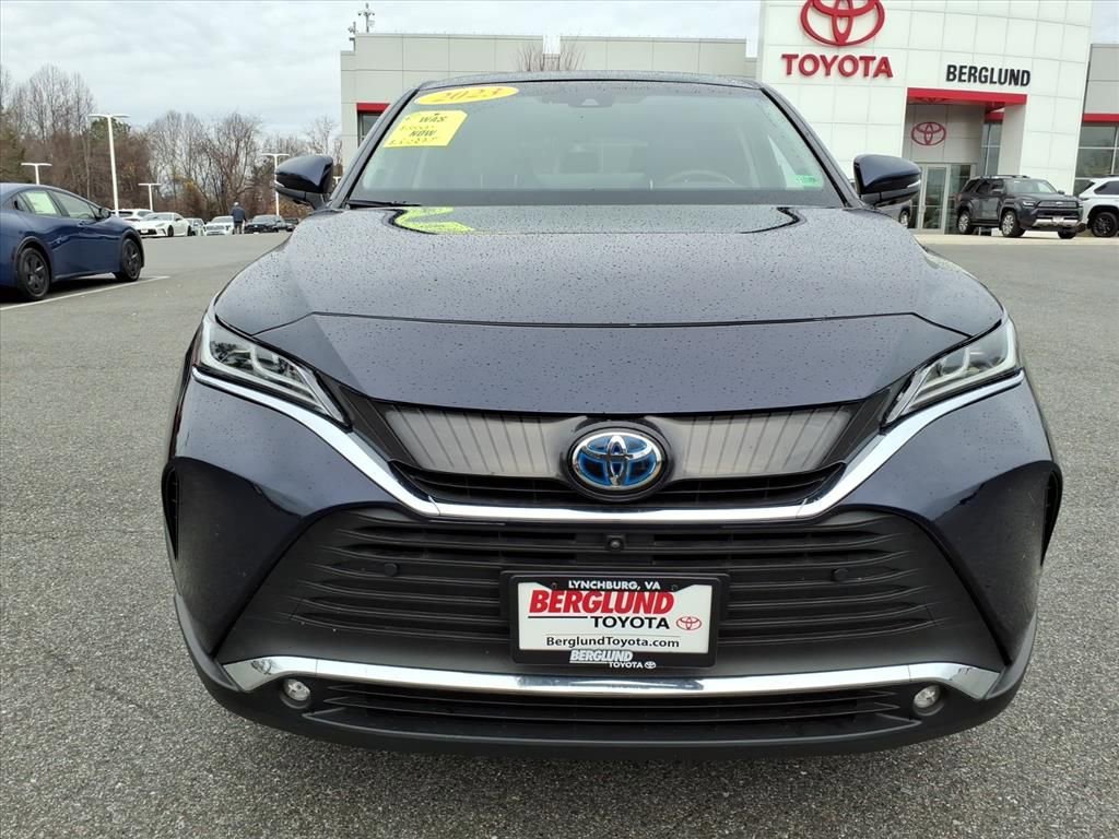 Used 2023 Toyota Venza Limited image 8