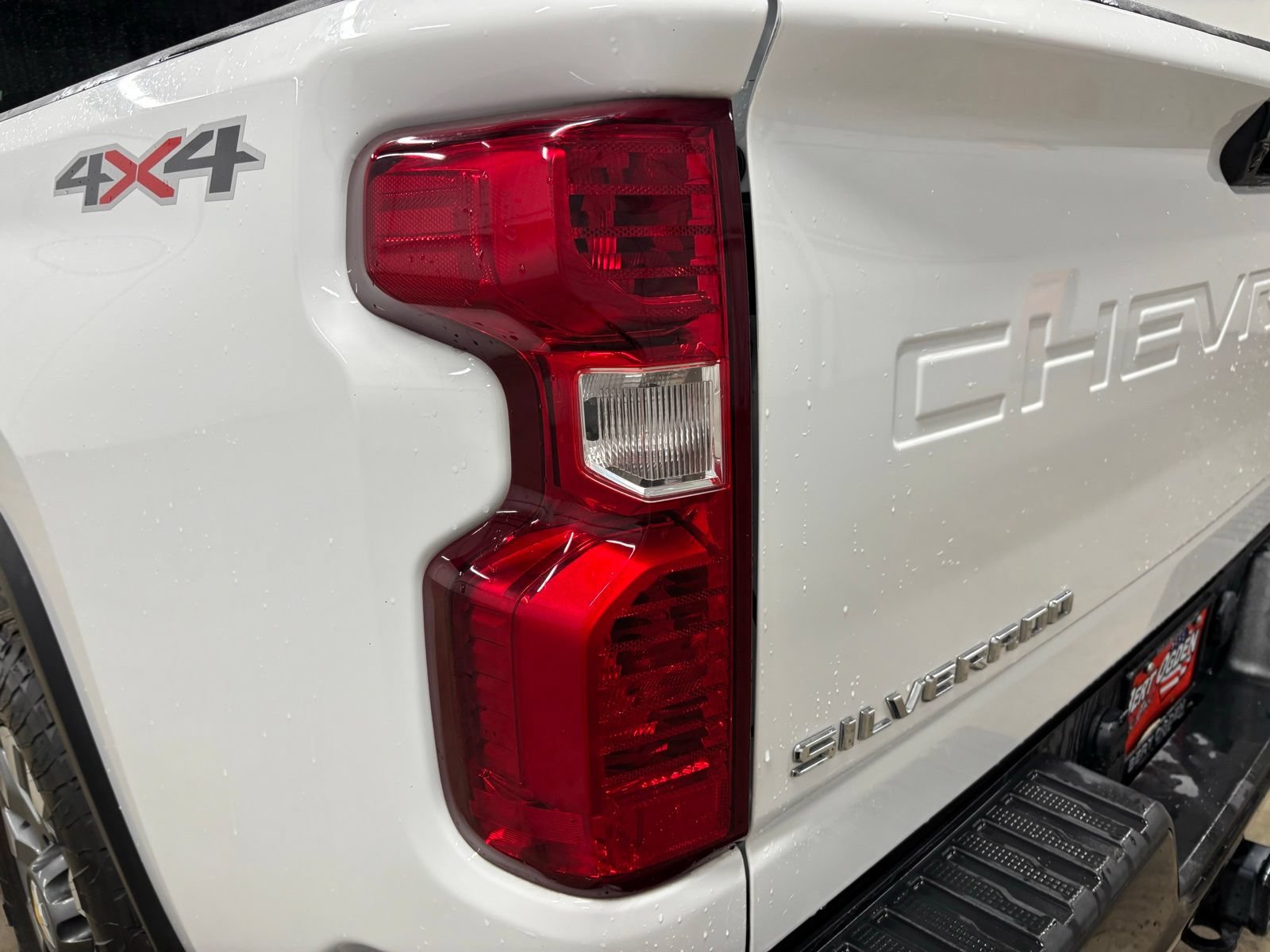 Used 2024 Chevrolet Silverado 2500 Custom AWD/4WD image 7