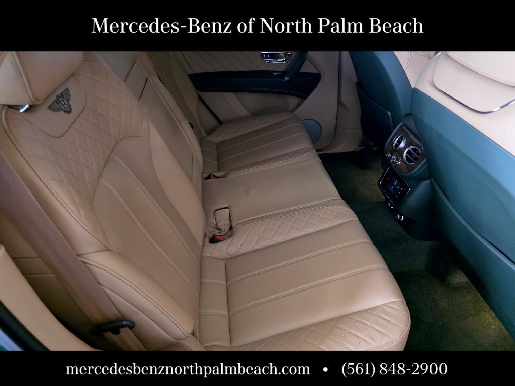Used 2019 Bentley Bentayga AWD/4WD image 27
