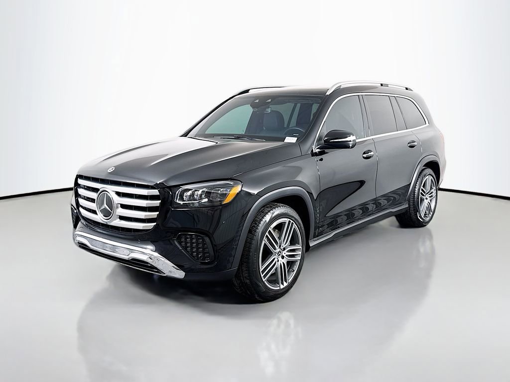 Used 2025 Mercedes-Benz GLS 450 4MATIC image 3