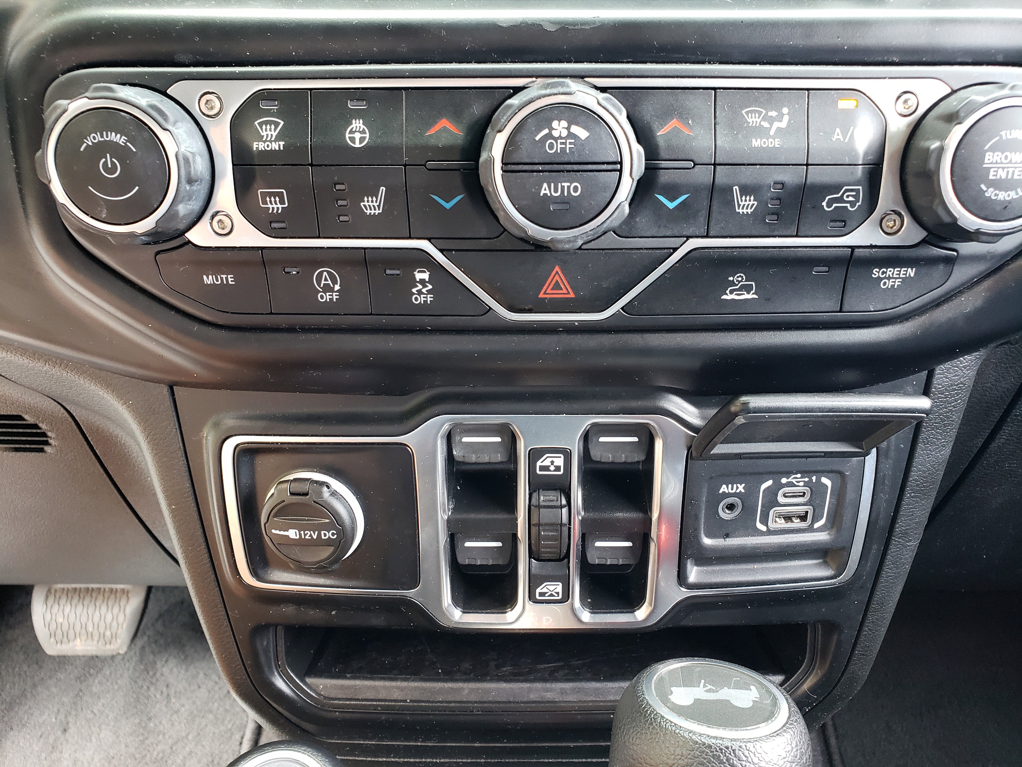 Used 2021 Jeep Wrangler Unlimited Sport w/ Sun And Sound Package image 18