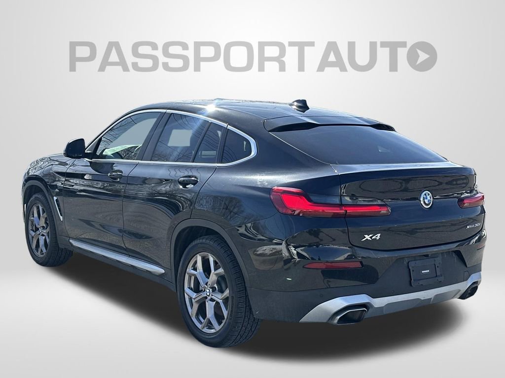 Used 2023 BMW X4 xDrive30i image 2