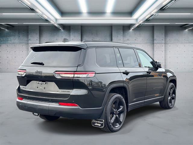 Used 2023 Jeep Grand Cherokee L Limited w/ Black Appearance Package image 4