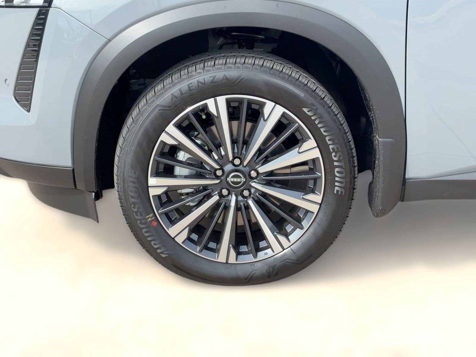 New 2026 Nissan Pathfinder Platinum image 12