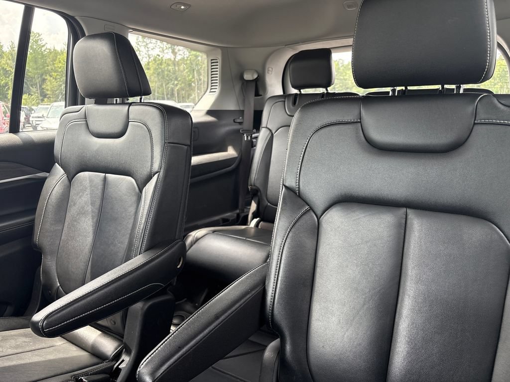 Used 2022 Jeep Grand Cherokee L Limited AWD/4WD image 30