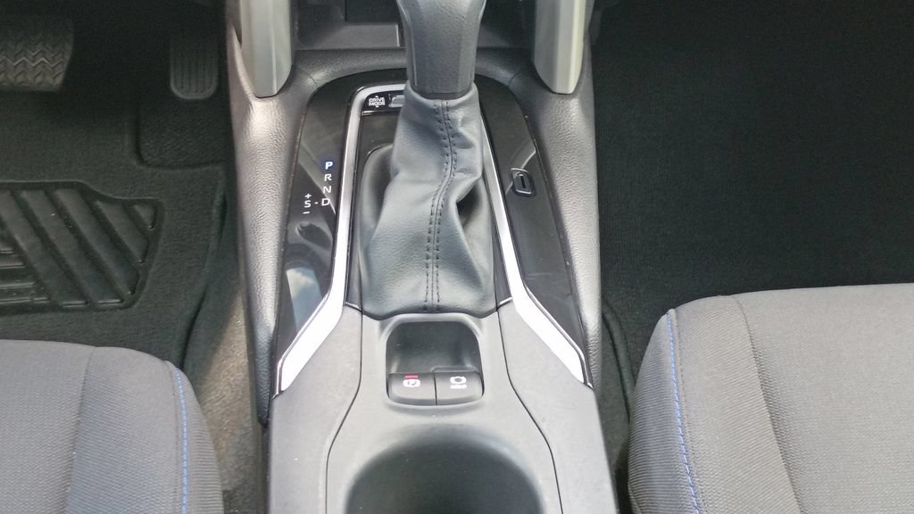 Used 2024 Toyota Corolla Cross AWD Hybrid image 23