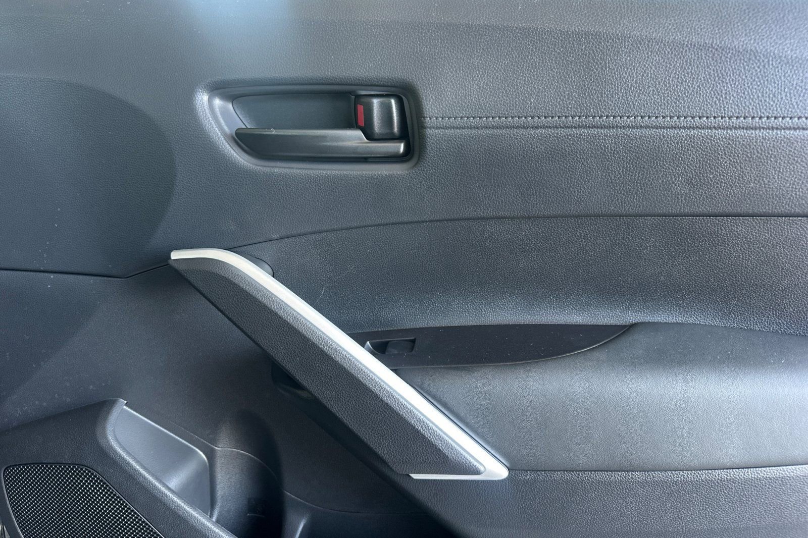 Certified 2026 Toyota Corolla Cross LE image 21