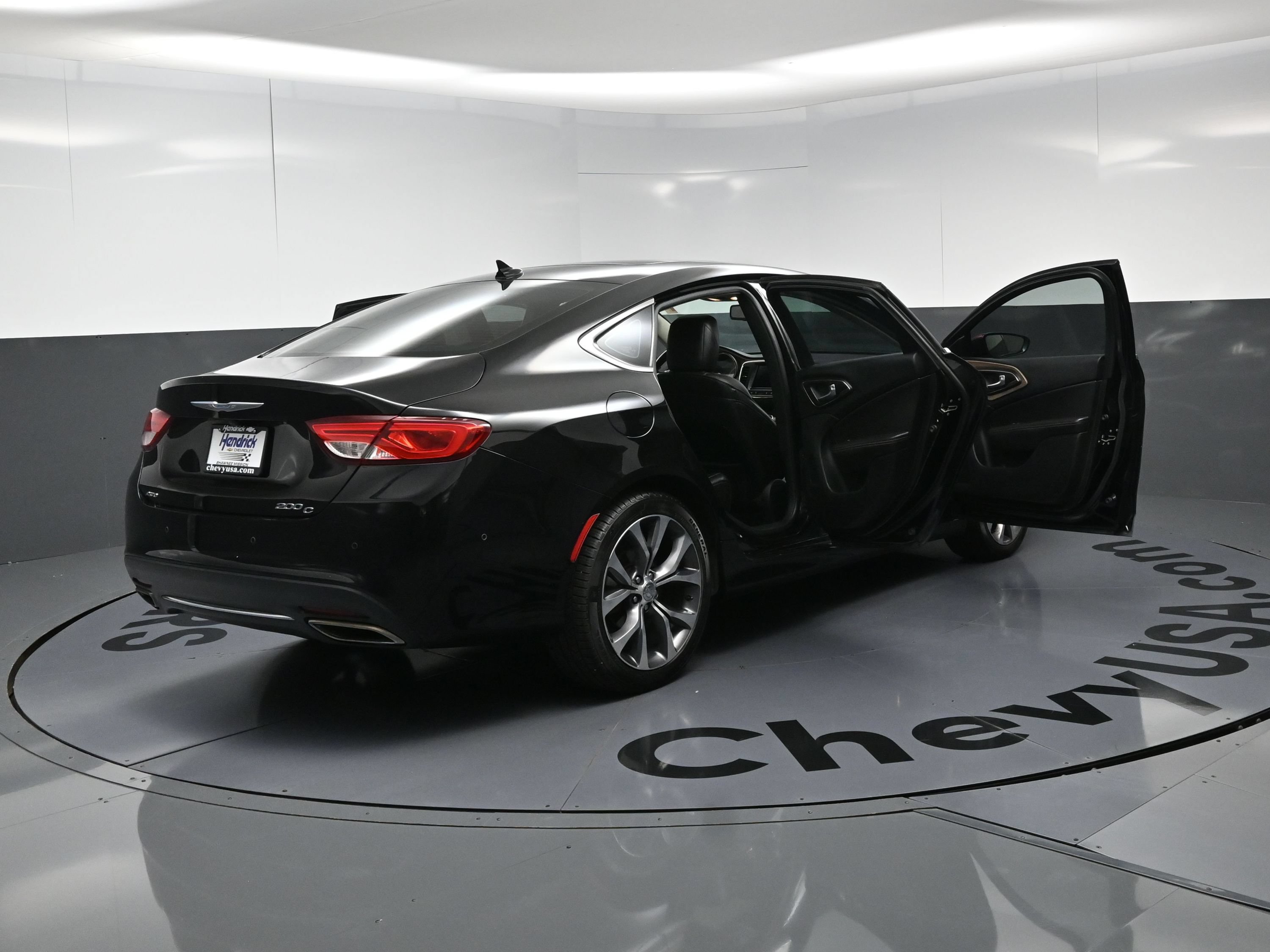 Used 2015 Chrysler 200 C w/ Navigation & Sound Group I AWD/4WD image 27