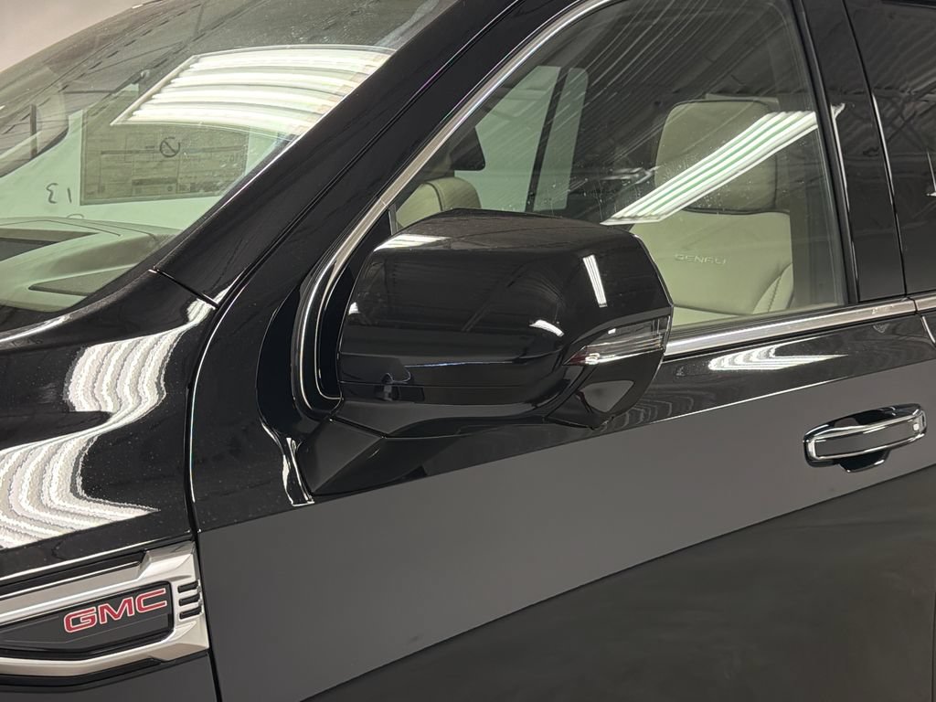 New 2026 GMC Yukon XL Denali w/ Advanced Technology Package AWD/4WD image 11
