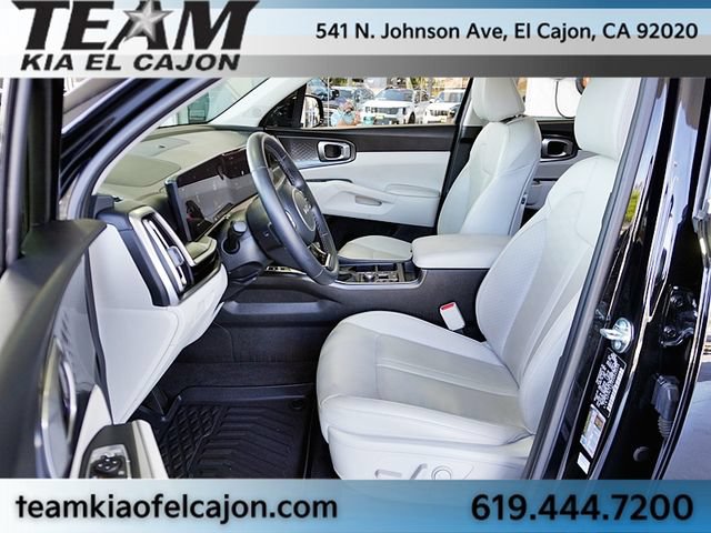 Certified 2025 Kia Sorento S w/ Panoramic Sunroof Package FWD image 15