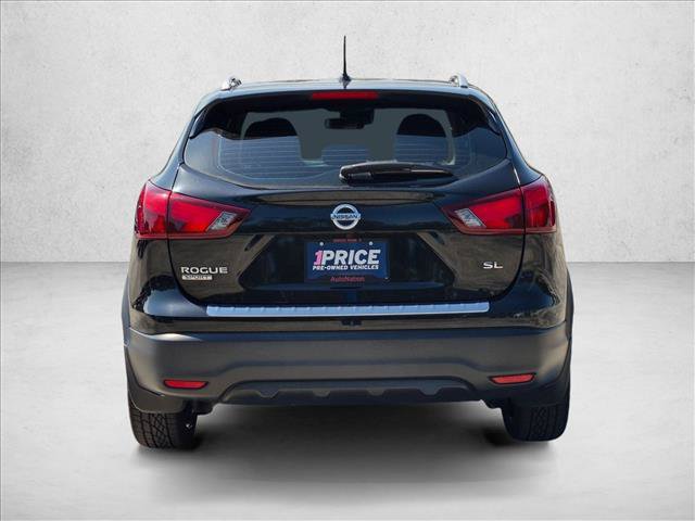 Used 2017 Nissan Rogue Sport SL w/ SL Premium Package FWD image 6