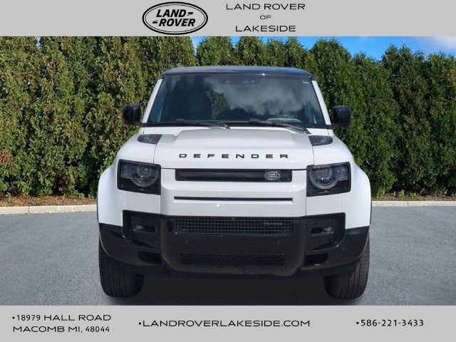 Used 2023 Land Rover Defender 110 X-Dynamic SE AWD/4WD image 2