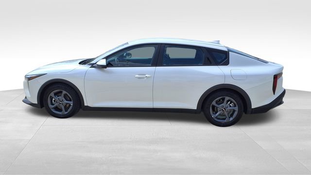 Used 2025 Kia K4 LXS image 5