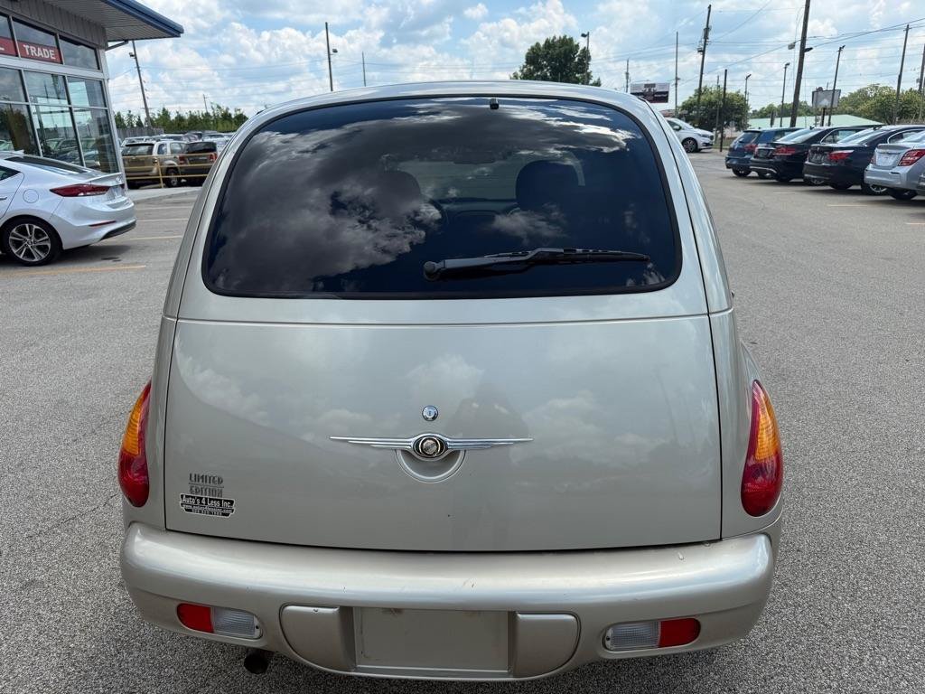 Used 2005 Chrysler PT Cruiser Limited FWD image 7