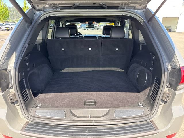Used 2020 Jeep Grand Cherokee Trailhawk AWD/4WD image 16