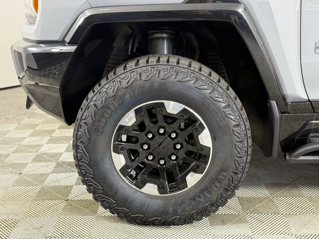 New 2025 GMC Hummer EV 3X w/ Extreme Off-Road Package image 12