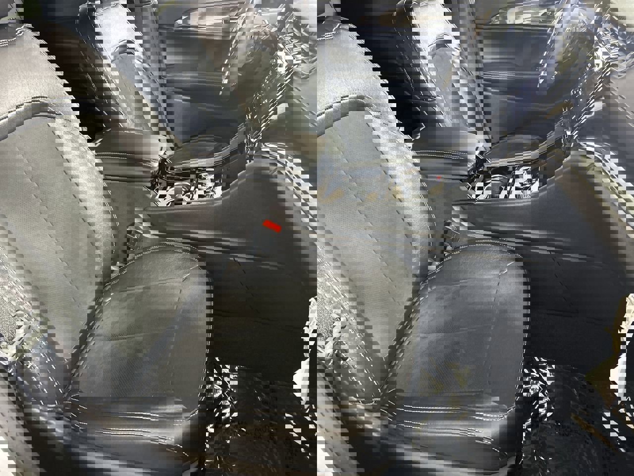 Used 2023 Jeep Grand Cherokee L Laredo image 25