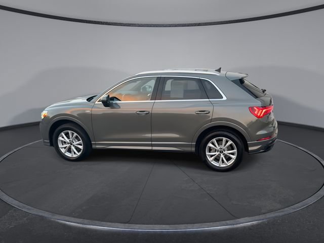 Used 2022 Audi Q3 2.0T Premium Plus w/ Premium Plus Package image 9