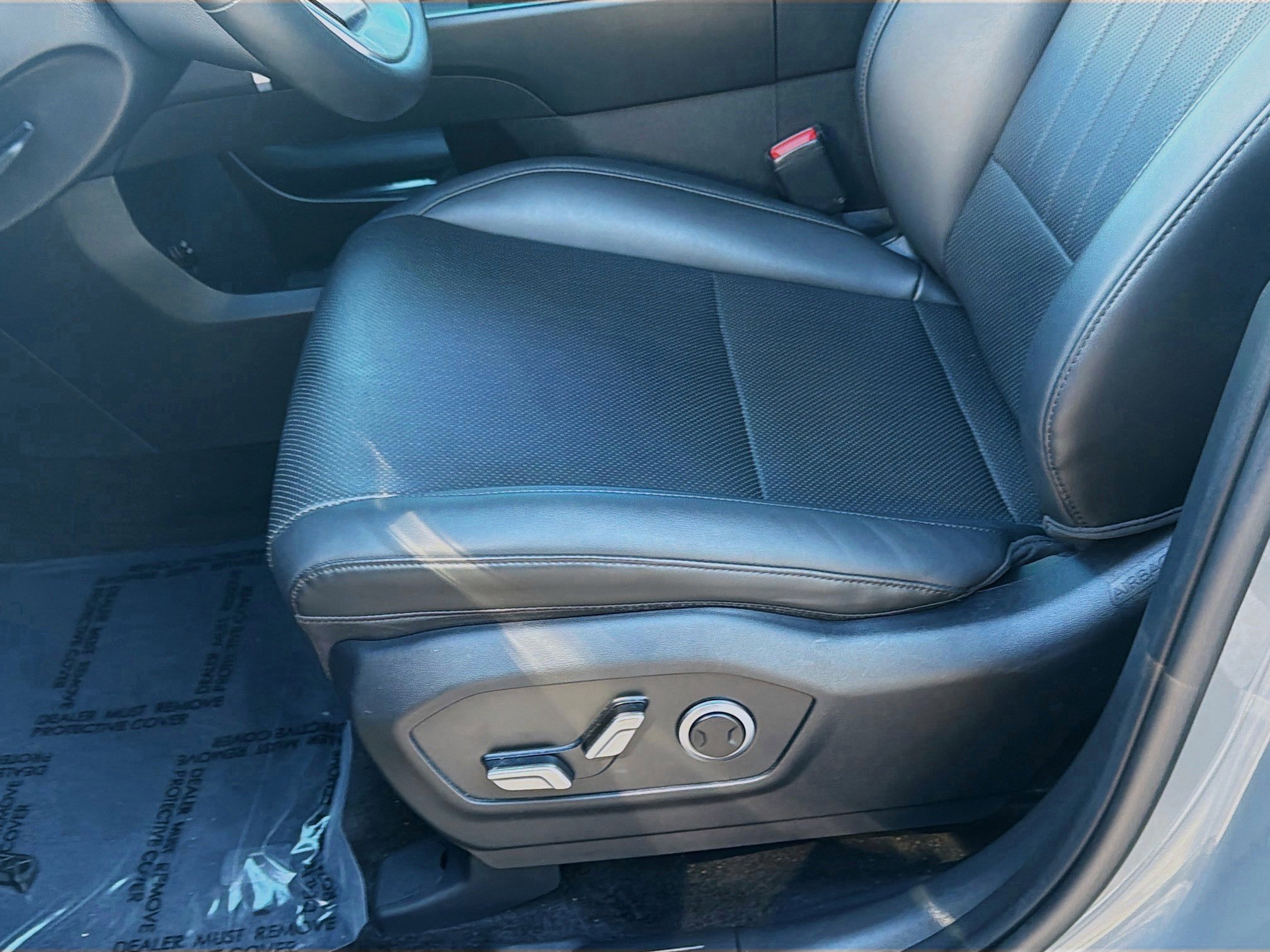 Used 2024 Hyundai Santa Fe XRT image 13