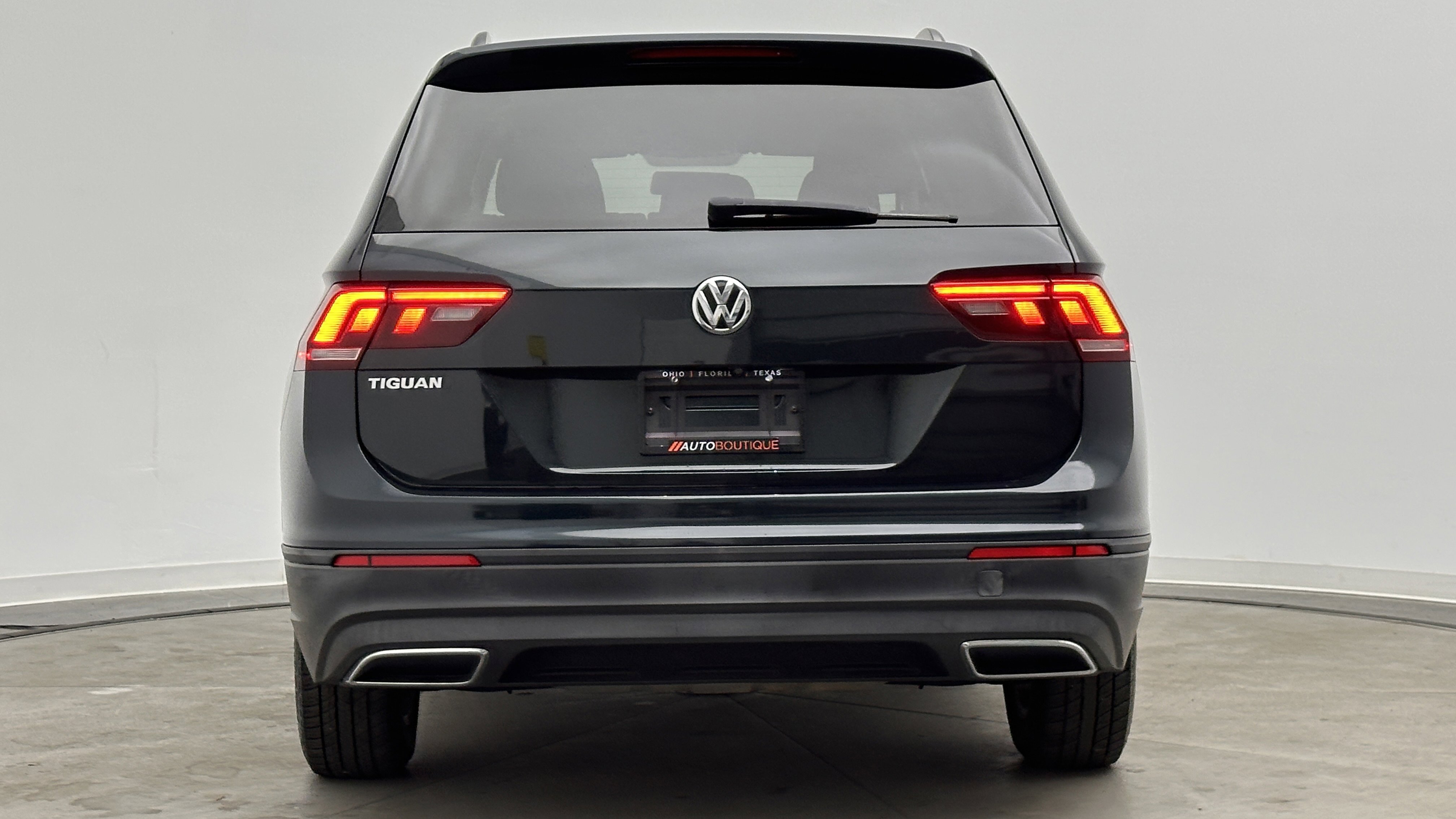 Used 2019 Volkswagen Tiguan S FWD image 6
