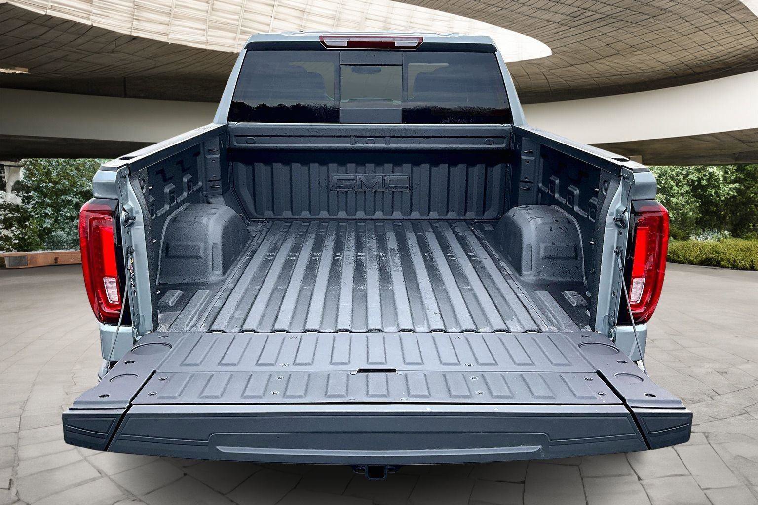 New 2026 GMC Sierra 1500 SLT w/ SLT Premium Plus Package image 6