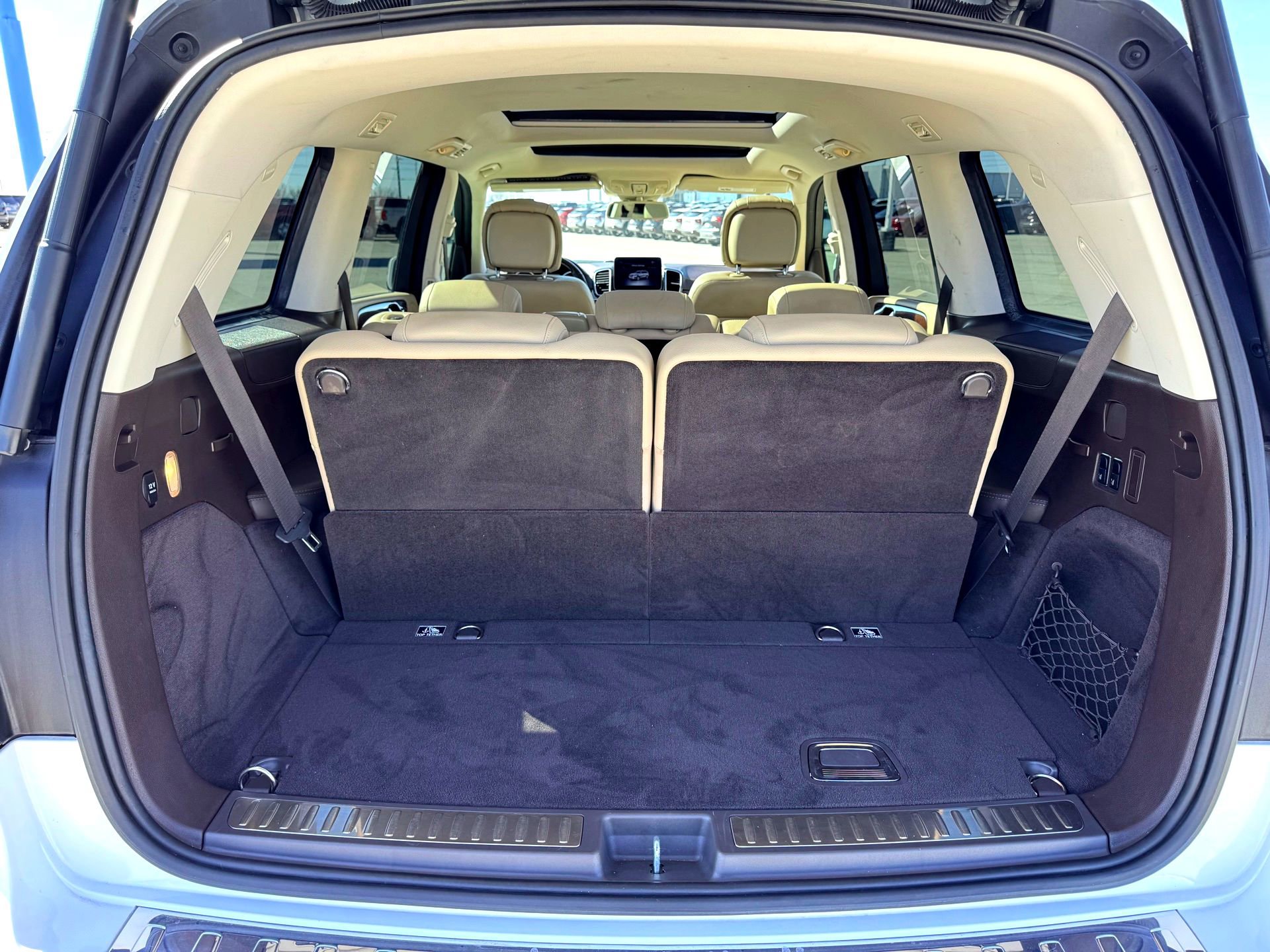 Used 2019 Mercedes-Benz GLS 550 4MATIC image 8