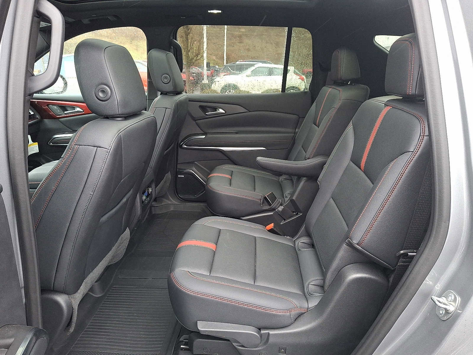 Used 2024 Chevrolet Traverse RS w/ LPO, Floor Liner Package image 10