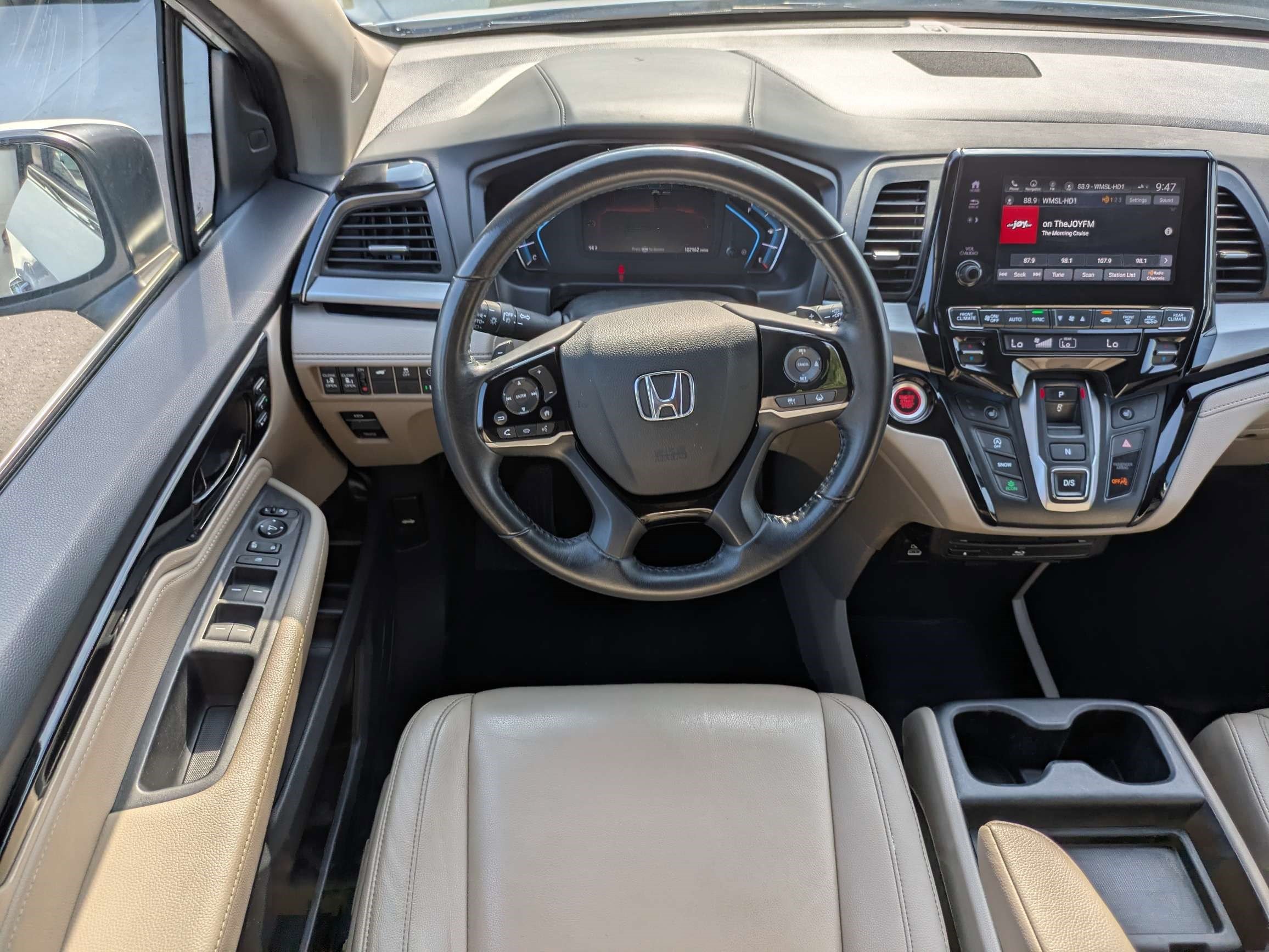 Certified 2022 Honda Odyssey Touring image 24