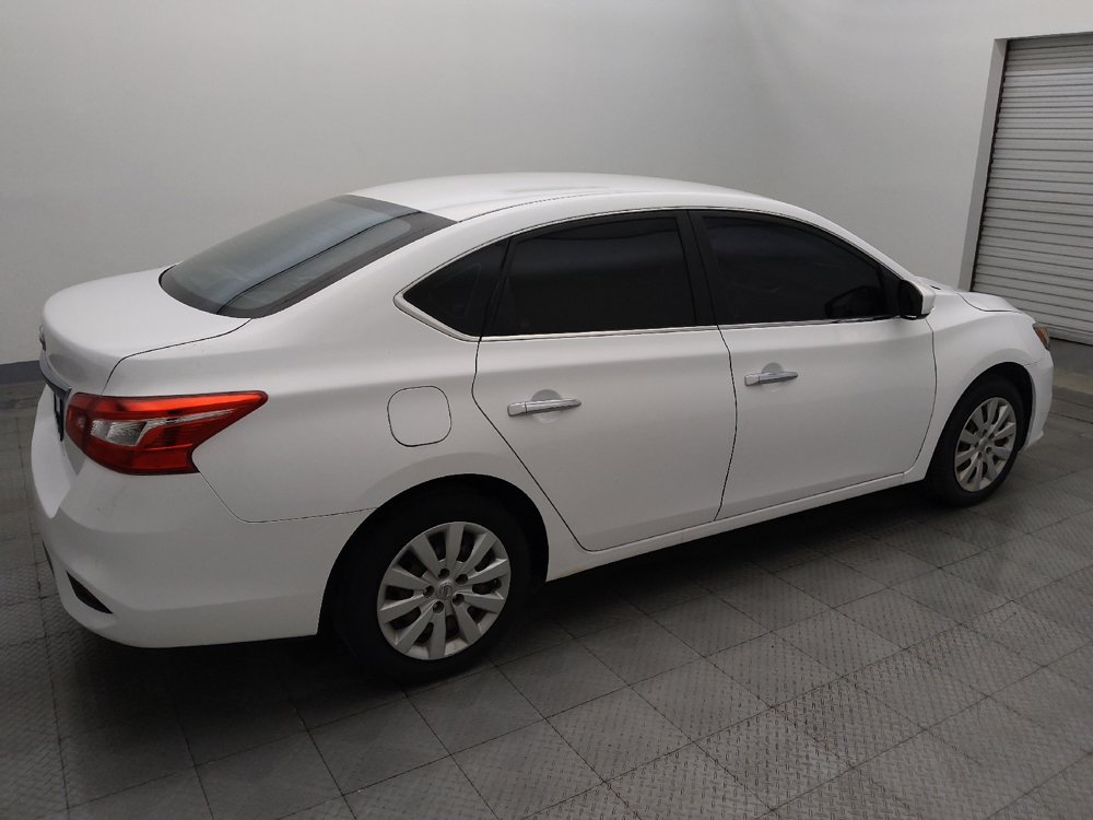 Used 2016 Nissan Sentra S FWD image 10