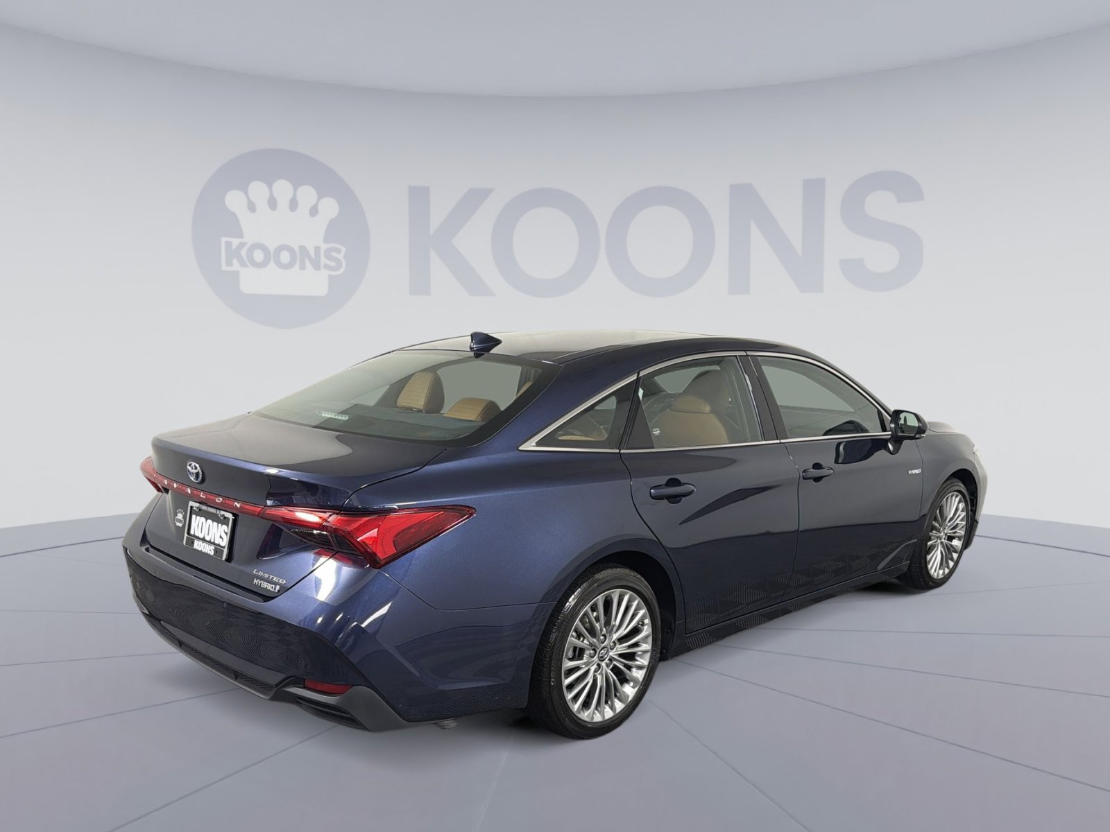 Used 2019 Toyota Avalon Limited w/ Advanced Safety Package image 7