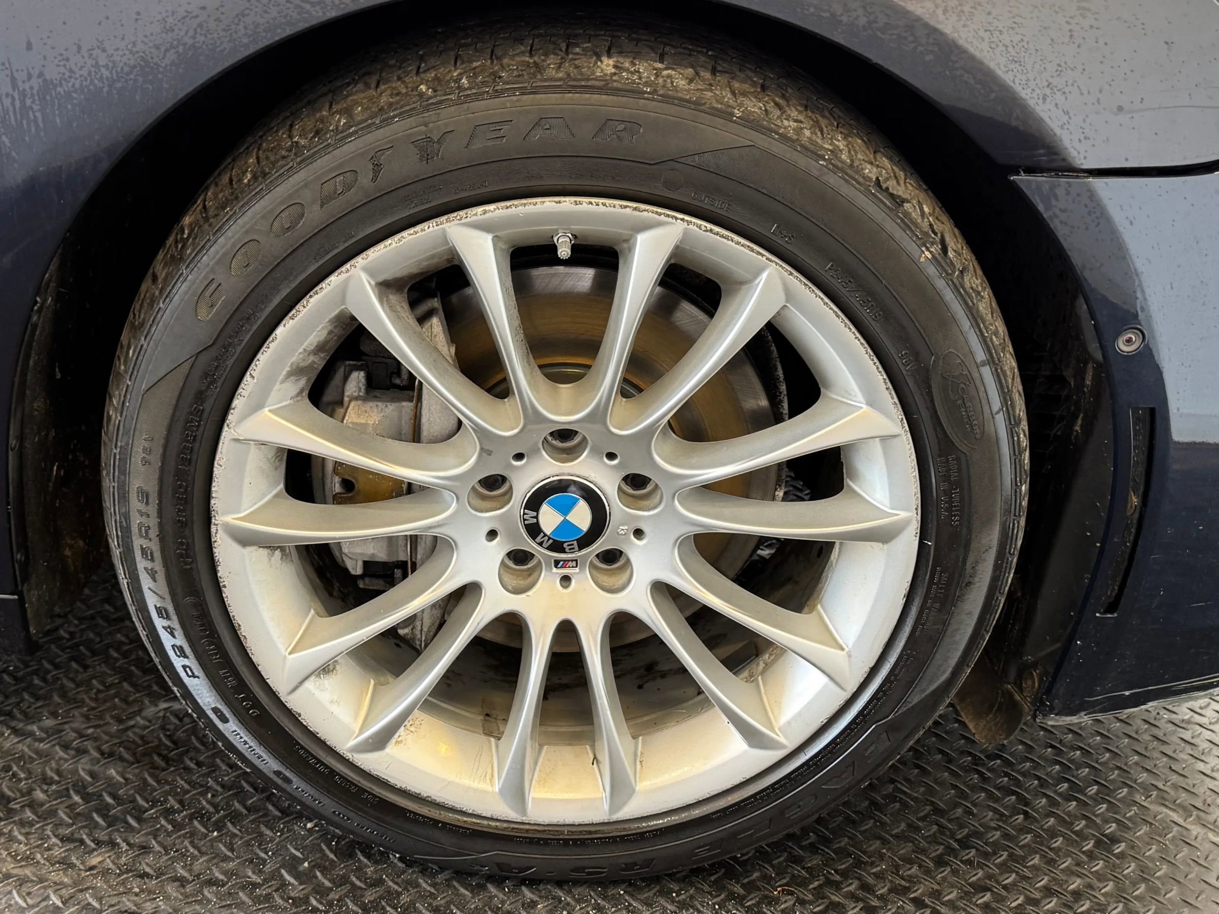 Used 2015 BMW 740Li image 11