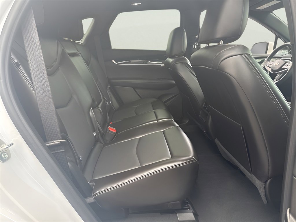 Used 2025 Cadillac XT5 Premium Luxury image 19