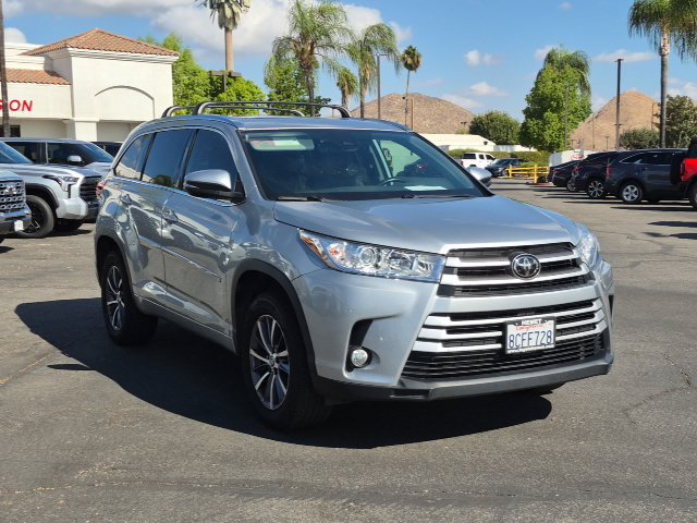 Used 2018 Toyota Highlander XLE w/ Protection Package #3 FWD image 3