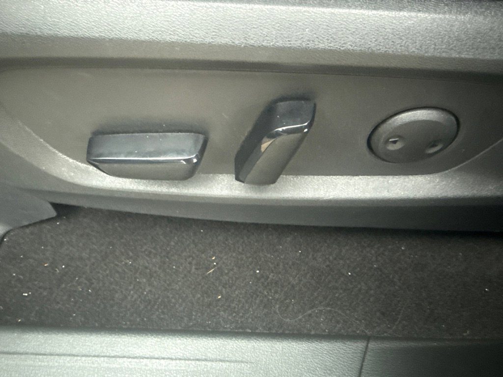 Used 2023 Nissan Pathfinder SL image 23