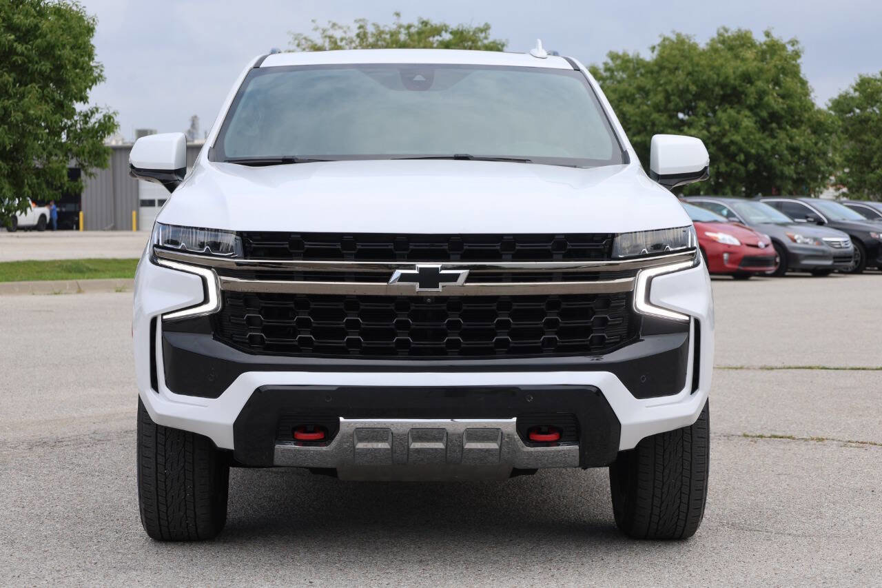 Used 2022 Chevrolet Tahoe Z71 w/ Luxury Package image 2