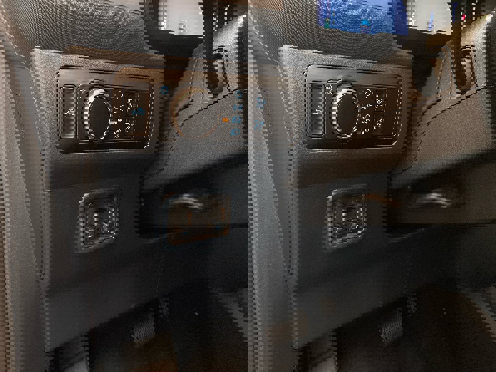 New 2026 Ford Maverick XL w/ 4K Tow Package image 23