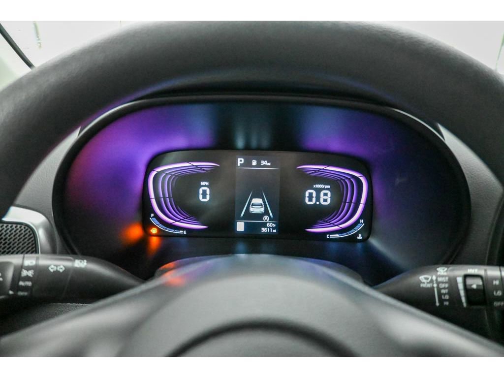 Used 2025 Kia Soul LX image 32